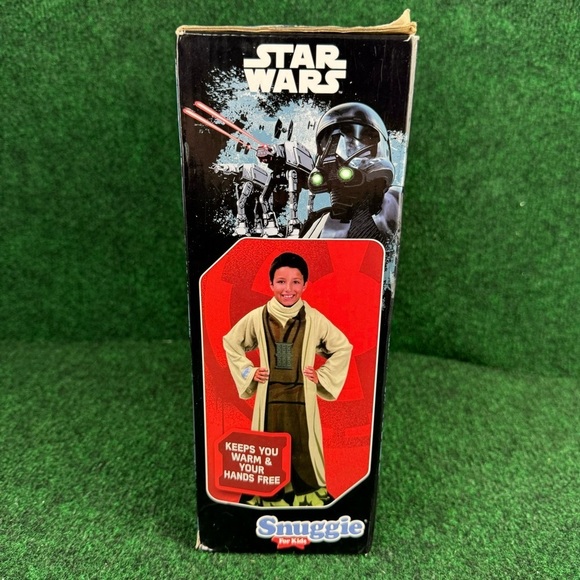 Star Wars Yoda Snuggie Youth Kids Blanket with Sleeves Disney Size 54x42" New - Picture 2 of 6